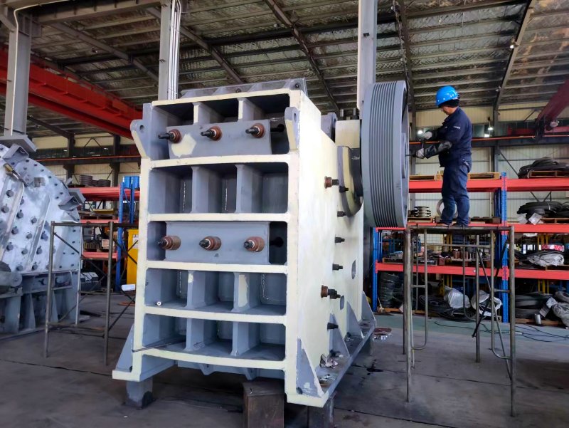 顎式破碎機易損件全解析：延長設(shè)備壽命的關(guān)鍵